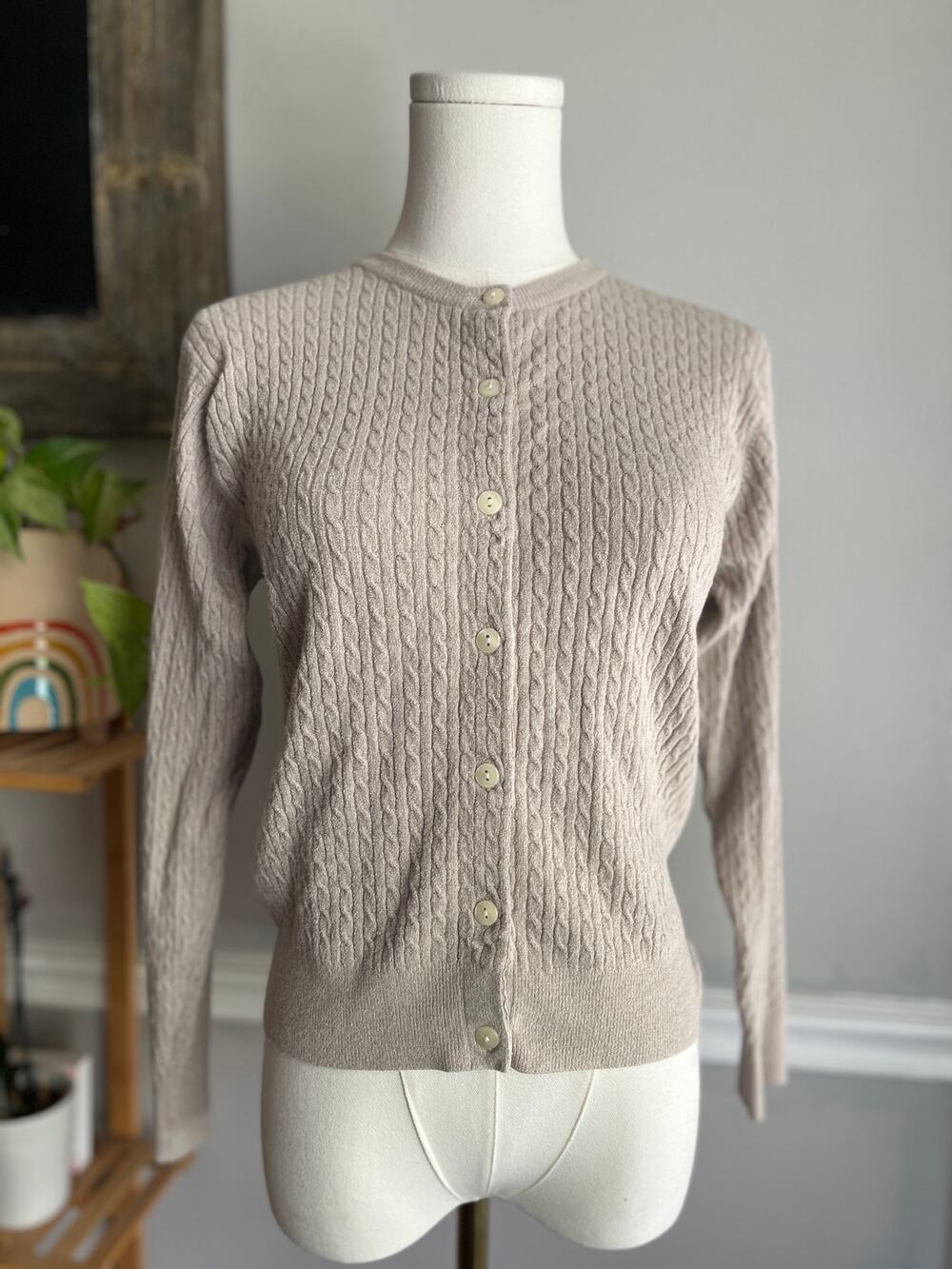 Vintage Y2K Cableknit Cardigan Sweater Tan Knit Size Small